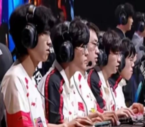 尝一口西瓜,唤醒你的味,Pg电子试玩模拟器,Pg电子试玩模拟器app下载,Pg电子试玩模拟器官网,Pg电子试玩模拟器官方网站,Pg电子试玩模拟器平台