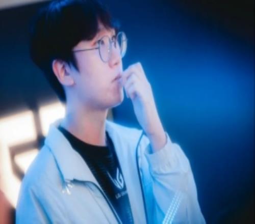 斯图加特逼,平霍芬海姆,德米洛维奇,Pg电子试玩模拟器app下载,Pg电子试玩模拟器官网,Pg电子试玩模拟器官方网站,Pg电子试玩模拟器平台