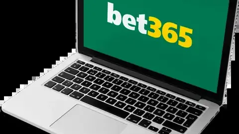 亚马尔倒地争议未获点球，裁判权威解读：合理判罚，球员失控球权